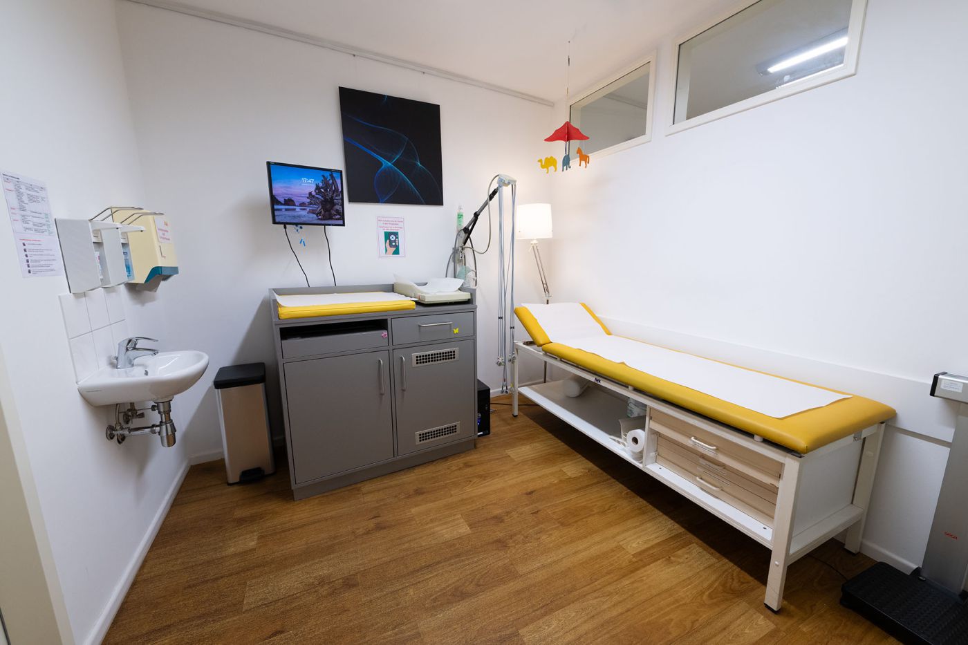 Praxis Dr. Schoof Untersuchungsraum 2